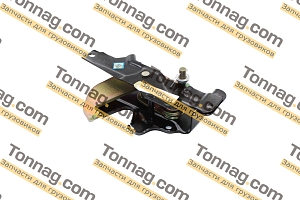 Замок опрокидывания кабины левый 1031, 1039 , 1041, 1051, 1061, 1069, 1089, 1129