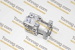 Кран главный тормозной (ножного тормоза) TATA 613 E2